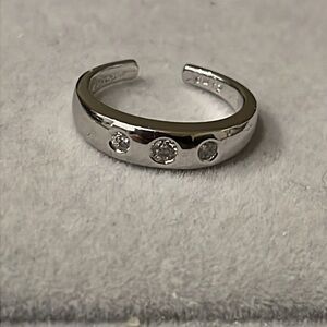 925 Sterling Silver Cubic Zirconia Fashion Toe Ring